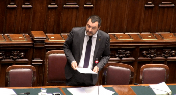 Mafia, Salvini in aula: “A questo governo fa schifo”