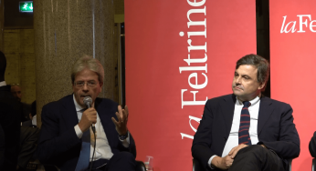 Manovra, Gentiloni: “Fare argine contro l’Italia del balcone”