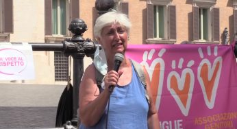 Associazioni Lgbt in piazza contro omolesbobitransfobia: “Non un passo indietro”