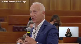 Covid, Draghi: “Sì all’obbligo vaccinale e alla terza dose”