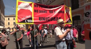 ‘Più salari, meno armi’: Usb e Cobas in piazza contro il governo