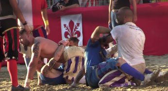 Firenze, torna il Calcio storico in presenza a piazza Santa Croce