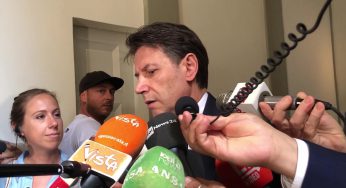 Conte: “Sconcertato da telefonate Draghi-Grillo”