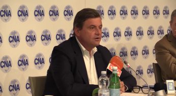 Elezioni, Calenda: “Basta venditori di bibite in politica, non è Grande Fratello”