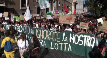 Manifestazione Fridays for future a Roma: “Sarà un voto per il clima, dovranno ascoltarci”