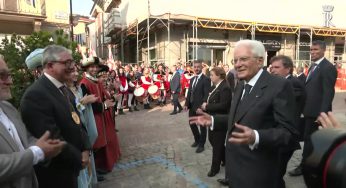 Mattarella incontra i cercatori di tartufi di Alba