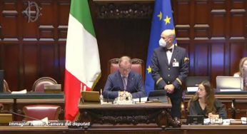 Alessia Piperno è stata rilasciata: applausi alla Camera dopo l’annuncio