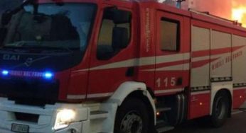 Incendio domestico in un alloggio nel Vercellese, morta una donna di 67 anni: indagini in corso