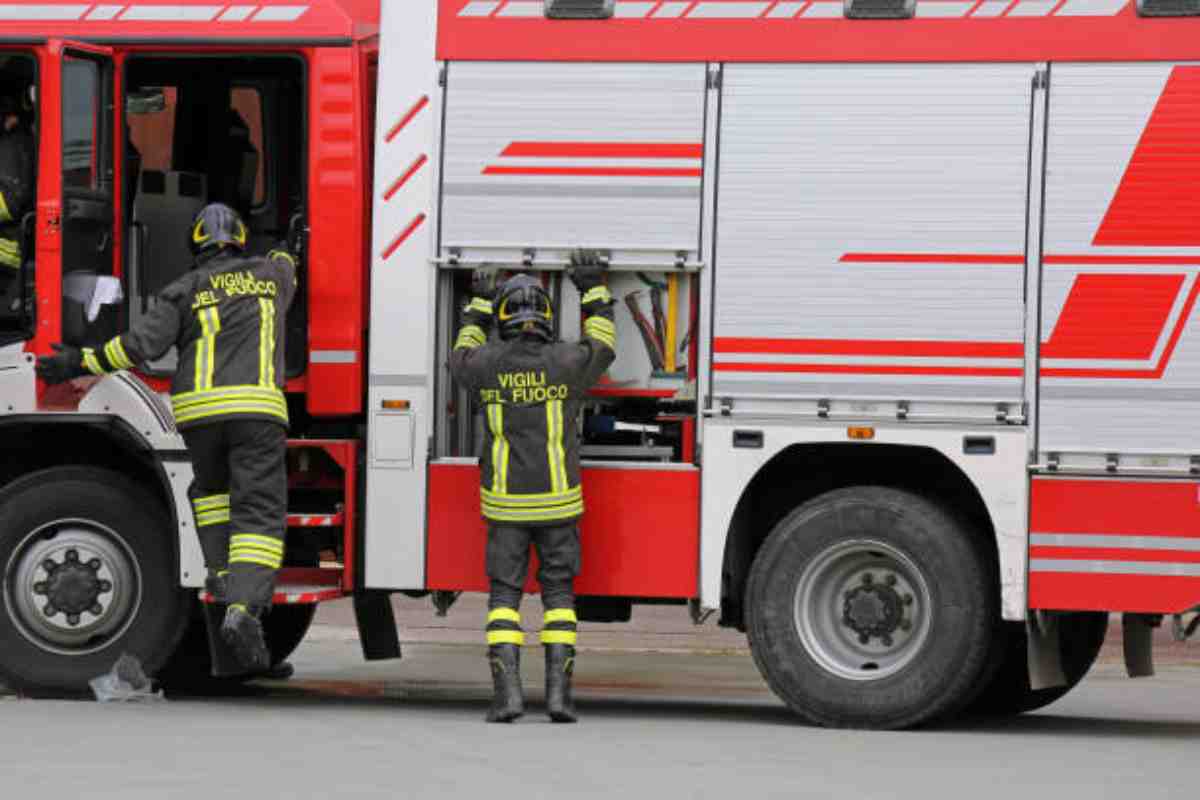 Incendio a Caivano