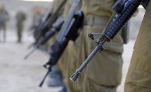 L'Idf utilizza un dodicenne per far costituire il padre