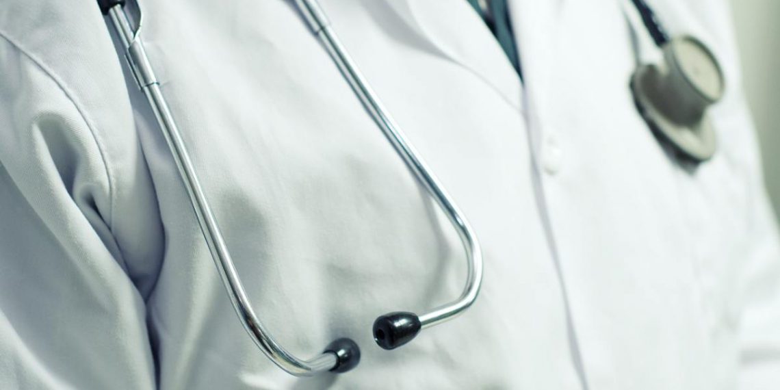 Un medico